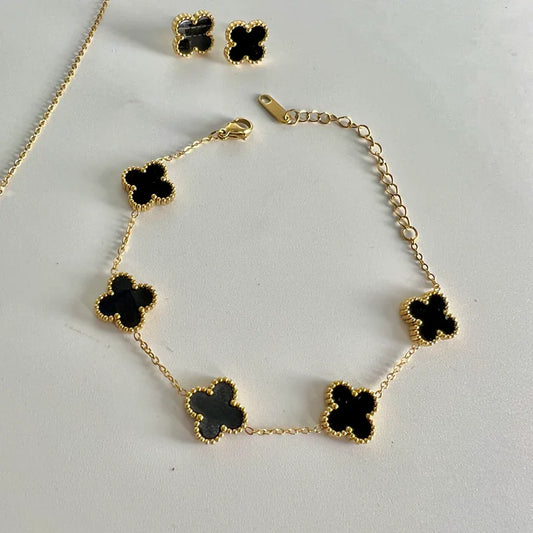 Four Leaf Clover Jewellery Set (FREE RING )