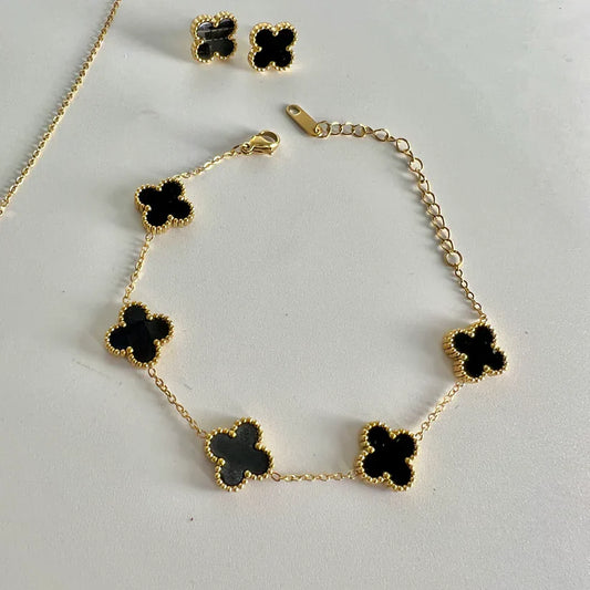 Four Leaf Clover Jewellery Set (FREE RING )