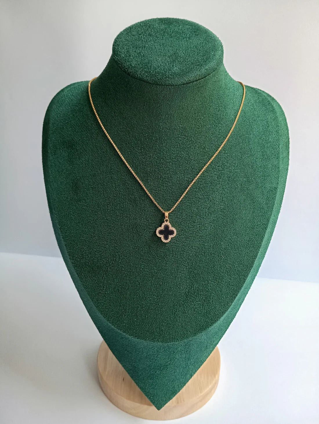 DOUBLE SIDED CLOVER NECKLACE ( WITH FREE RING )