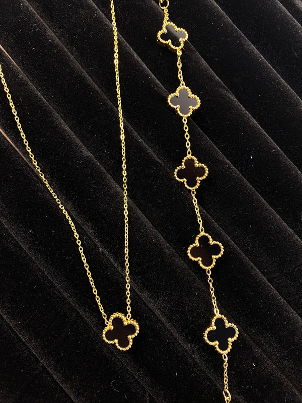 Four Leaf Clover Jewellery Set (FREE RING )