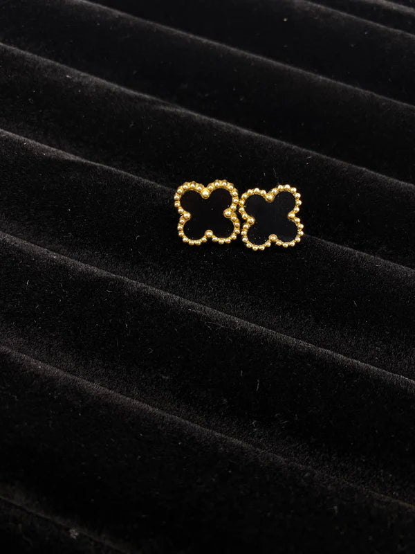 Four Leaf Clover Jewellery Set (FREE RING )